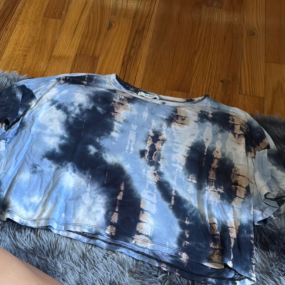 Tres Bien Tie-Dye Crop Top - Blue and Brown